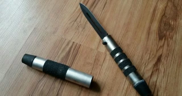 Pros and Cons of Owning a Ballistic Knife