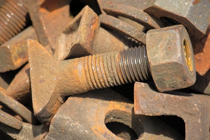 It helps get rid of rusty screws