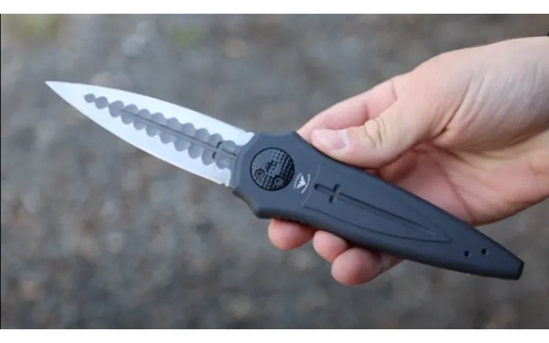 What Is A Gravity Knife
