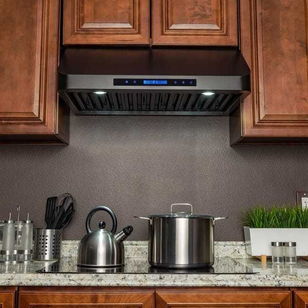 Wall Mount vs Under Cabinet Range Hood: Which One to Choose?